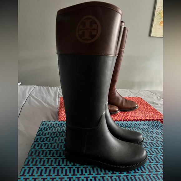 Rainboots - Picture 1 of 1